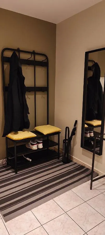 Charmant Appartement Au Coeur De Fougères Apartamento